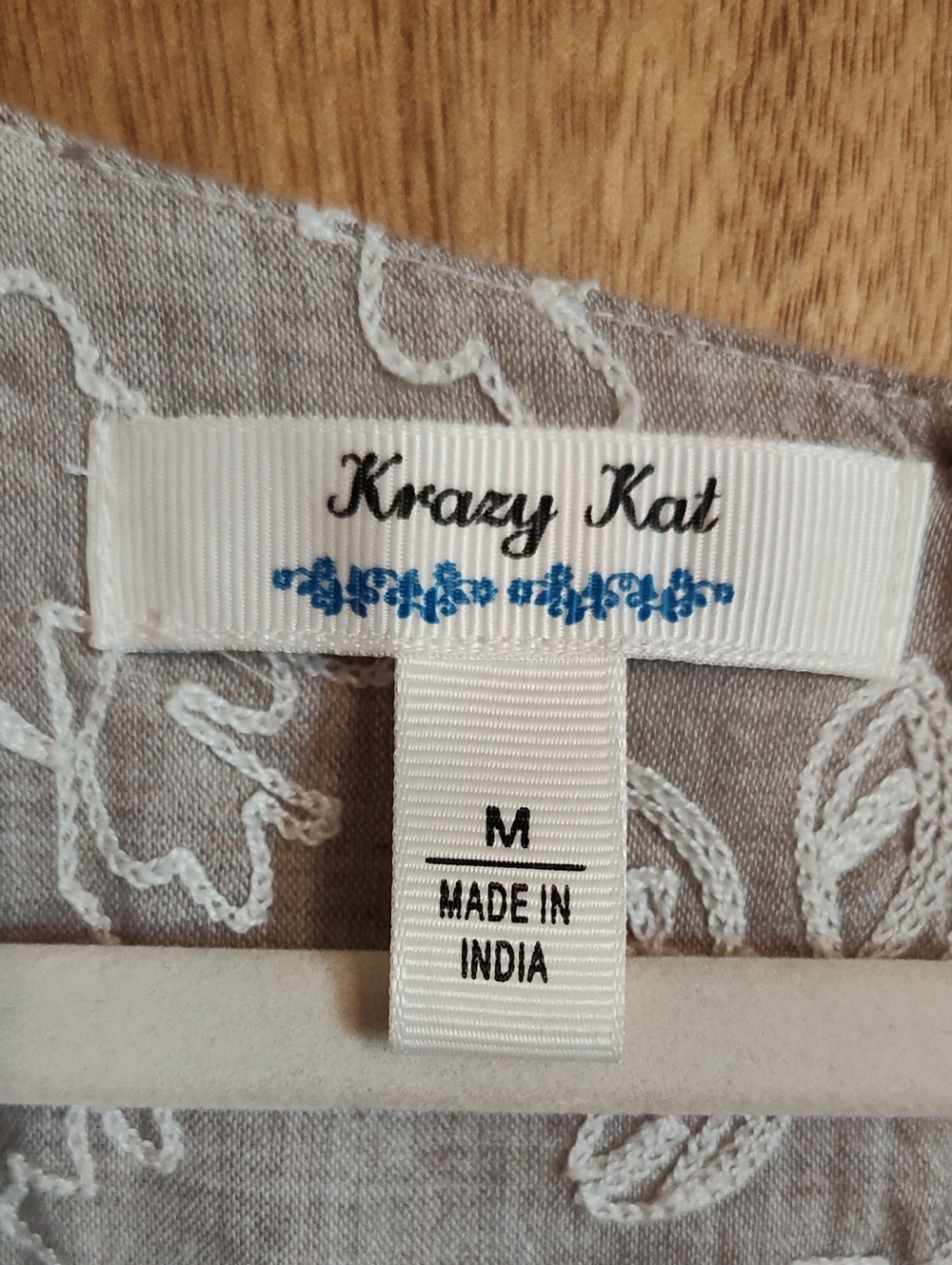 Krazy Kat Embroidered Top Oatmeal Cream Lace Ruffle Sleeveless Cotton India Med - Picture 12 of 13